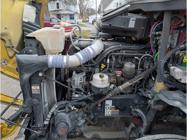 2020-kenworth-t880-image-19