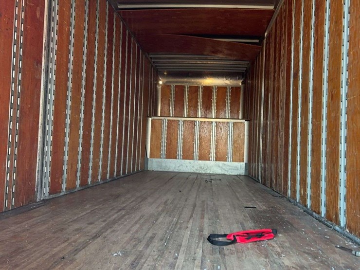 2012-ford-f650-image-12