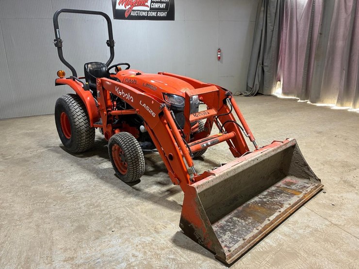 2022-kubota-l3902hst-image-7