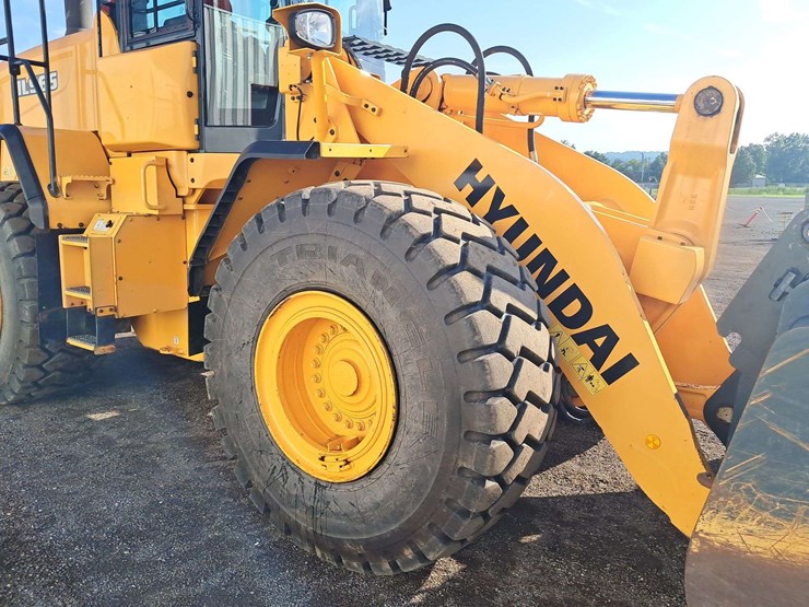 2018-hyundai-hl965-image-7