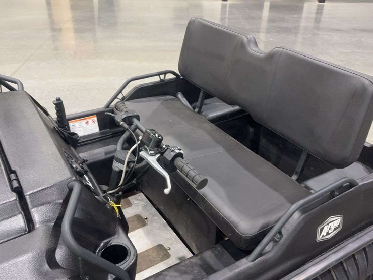 2020-argo-600-frontier-amphibious-6-wheeler-image-27