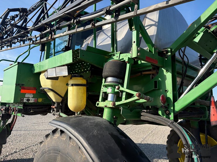 john-deere-4700-image-17