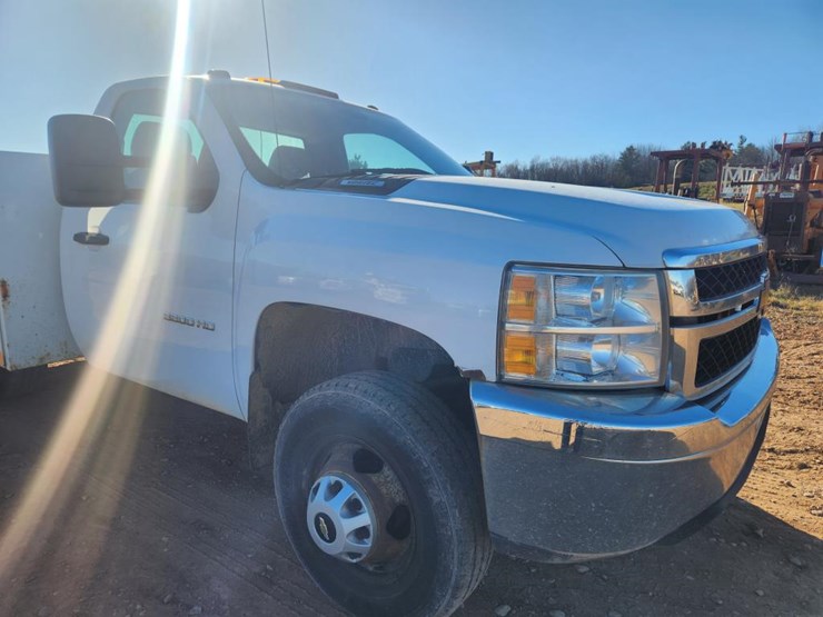 chevrolet-3500-image-13