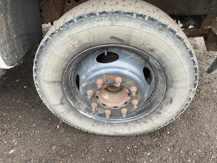 2004-ford-f450-image-24