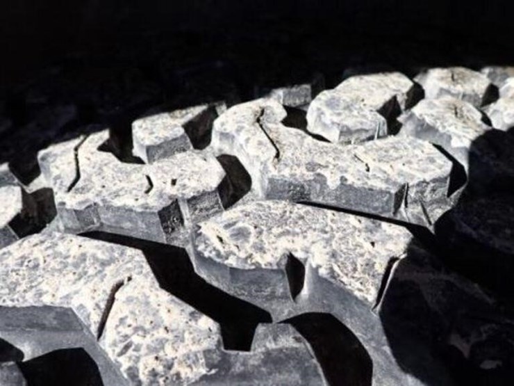 2016-dodge-1500-image-76