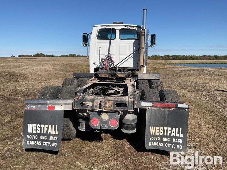 2007-sterling-at9500-image-6