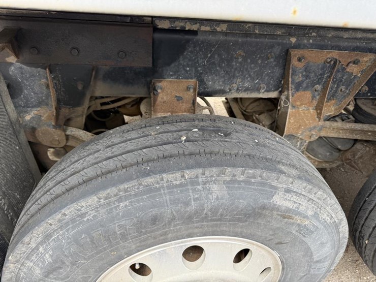 2014-kenworth-t800-image-58