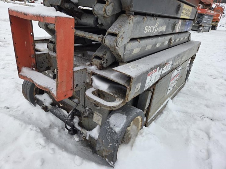 2017-skyjack-sjiii3219-image-13