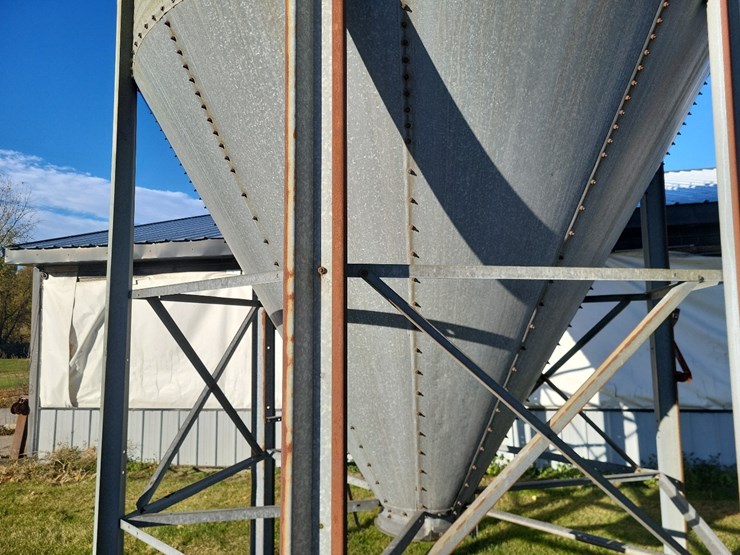 brock-12-ton-feed-bin-w/boot---bin-#5-image-10