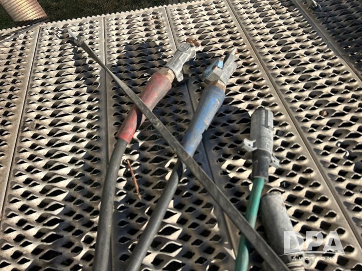 2010-peterbilt-386-image-14