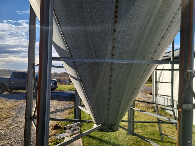 brock-12-ton-feed-bin-w/boot---bin-#5-image-8