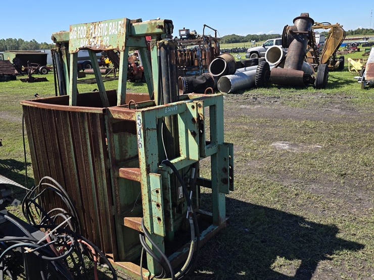 bigfoot-plastic-baler-image-3