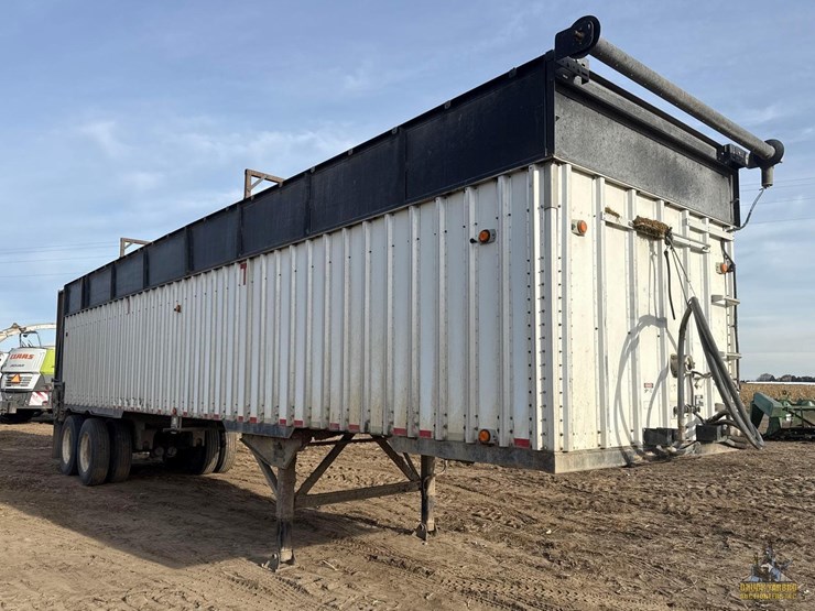 2010-imco-silage-trailer-image-2