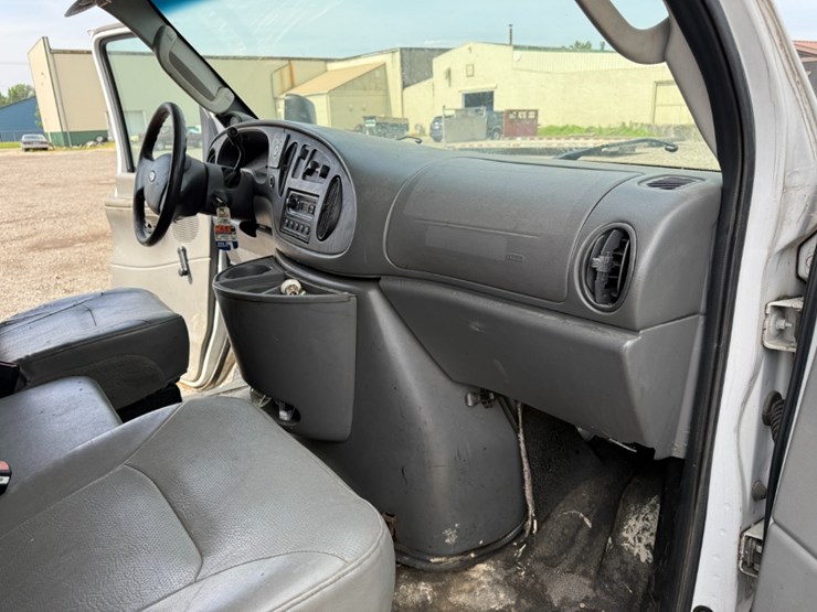 2007-ford-e450-image-20