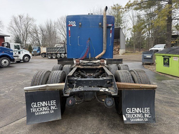 2003-kenworth-t800-image-4