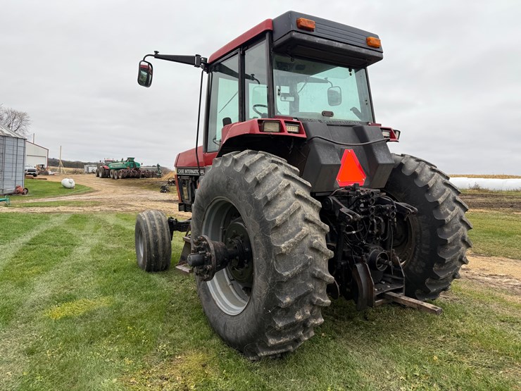 #1016-•-1989-case-7140-tractor-(fennimore,-wi)-image-7