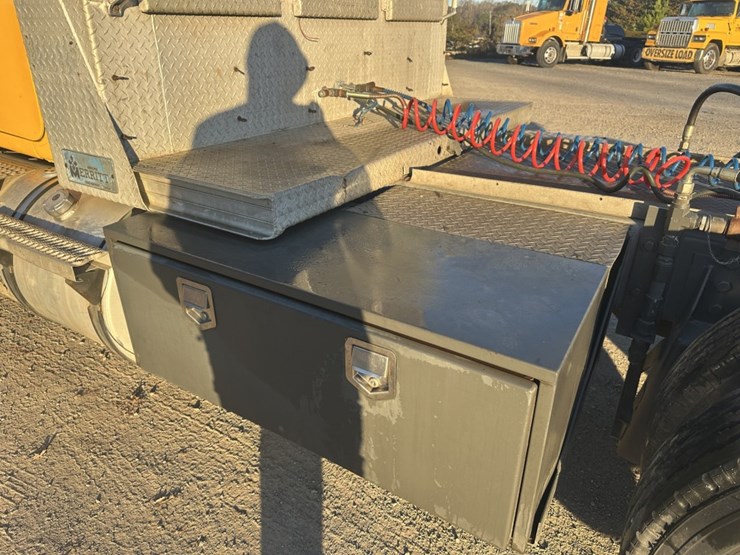 mack-rd688s-image-19