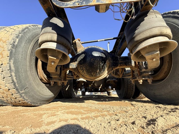 2007-freightliner-columbia-120-image-78