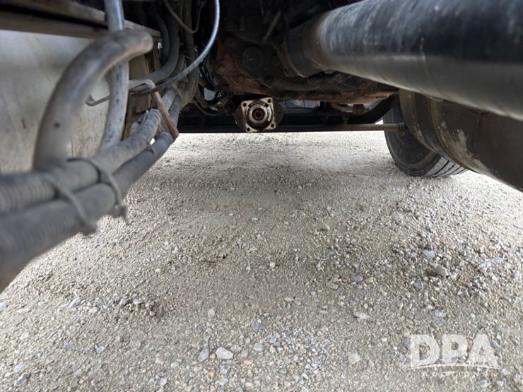 freightliner-fld112-image-61