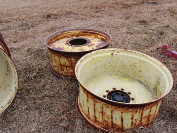 4-john-deere-rims-05-05771-00-jd-3231-image-1