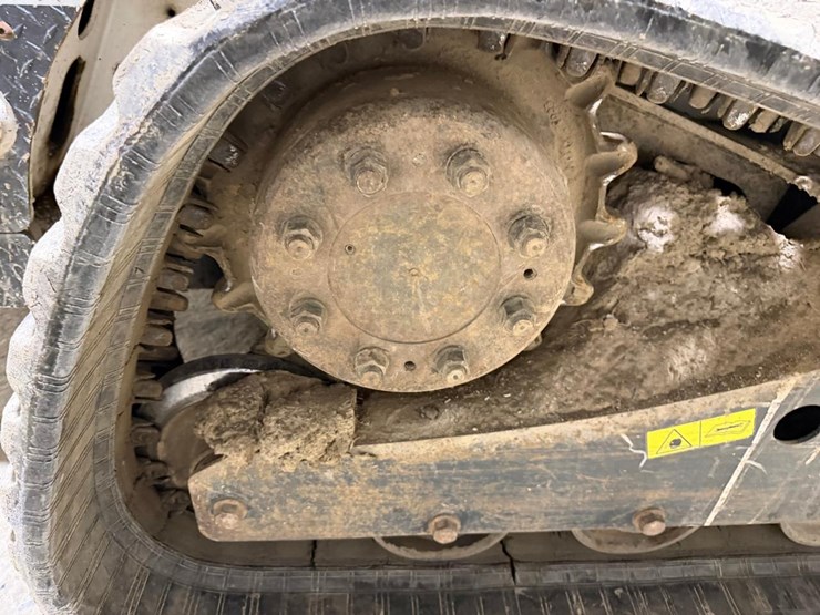 2014-bobcat-t650-image-19