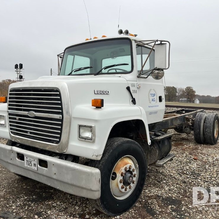 FORD L8000