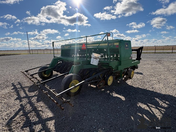 john-deere-750-image-5