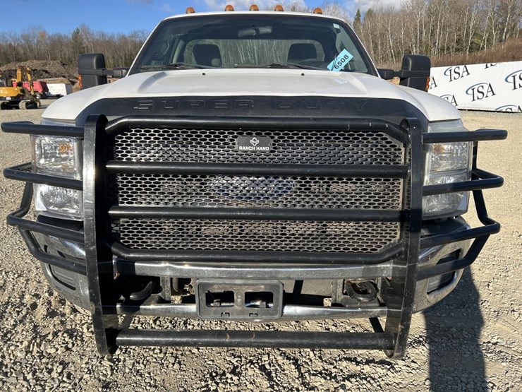 2011-ford-f350-image-8