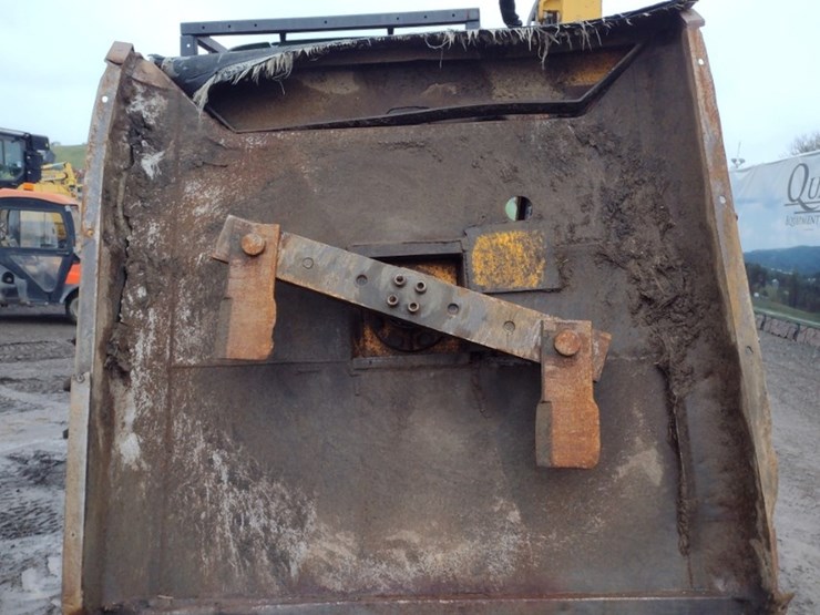 john-deere-7130-image-31