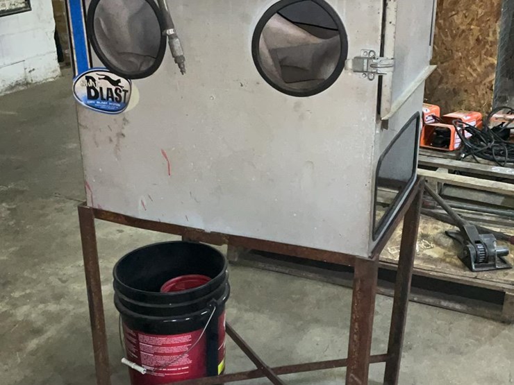 #571-•-skat-blast-sand-blaster-image-1