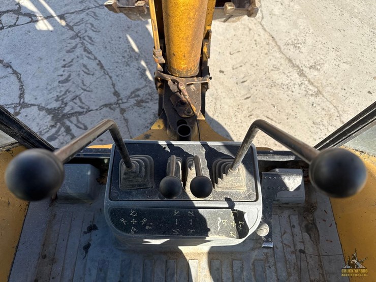 1999-caterpillar-416c-image-18