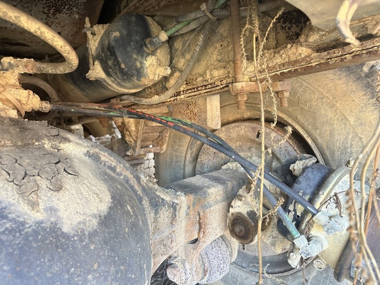 1990-ford-l9000-image-60