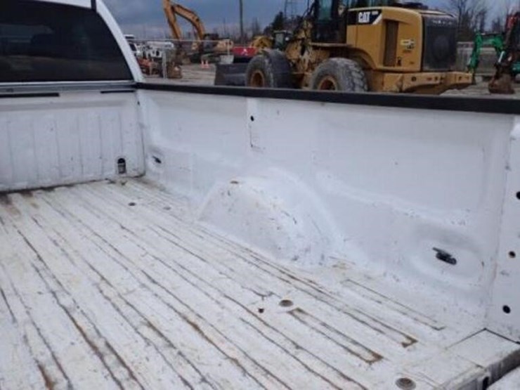 2014-ford-f150-xl-image-43