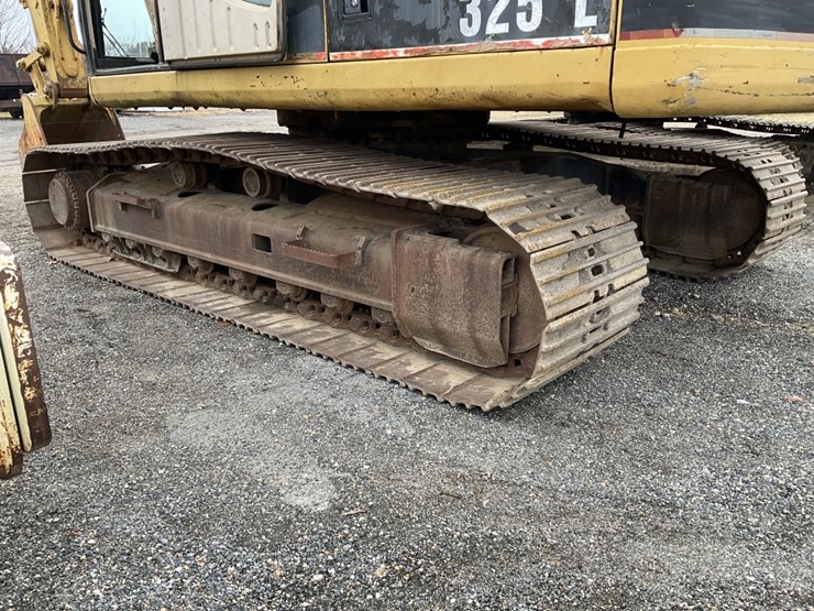 caterpillar-325l-image-5