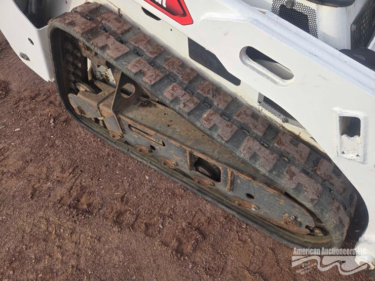 2018-bobcat-mini-track-loader-image-11