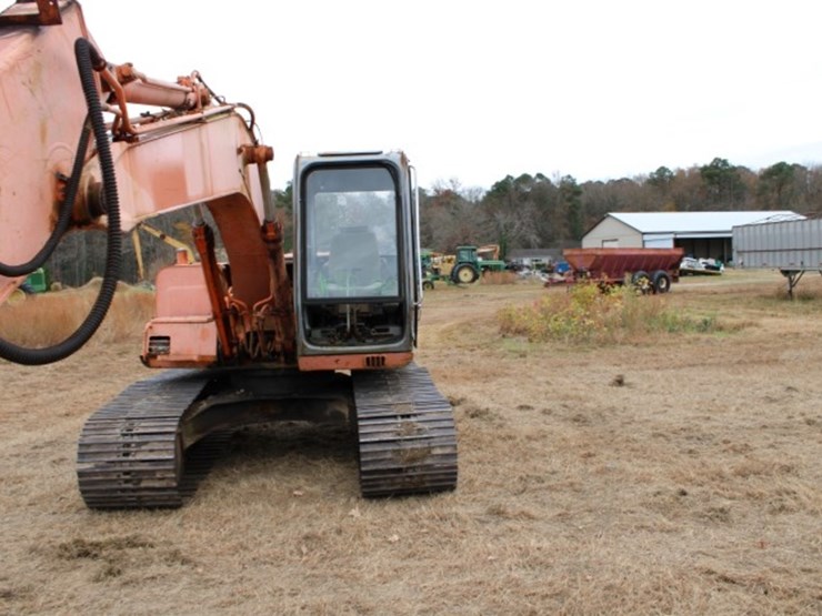 hitachi-excavator-120-3-5342-hrs-sn-12v42578-24'-boom-with-wain-roy-digging-image-9
