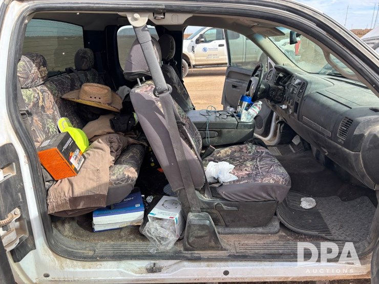 chevrolet-silverado-2500hd-image-59