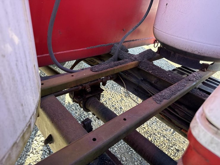 2005-international-durastar-4300-image-31