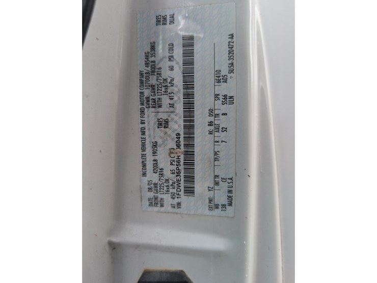 2006-ford-e350-image-19