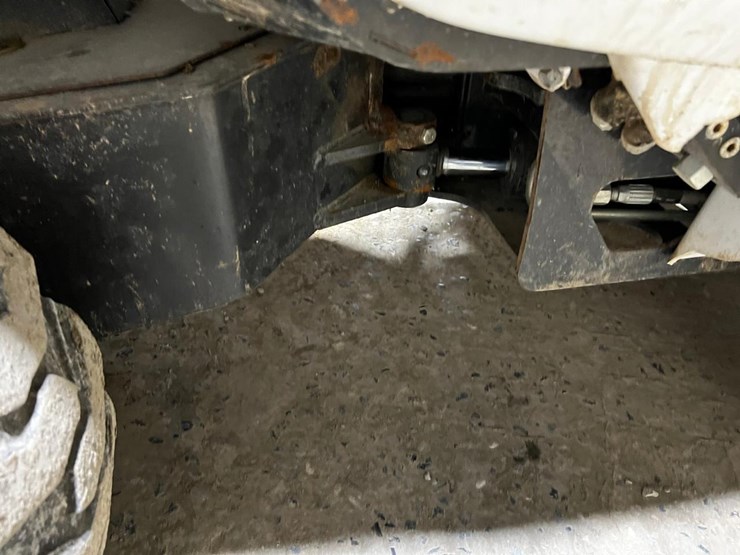 2021-bobcat-l23-image-17