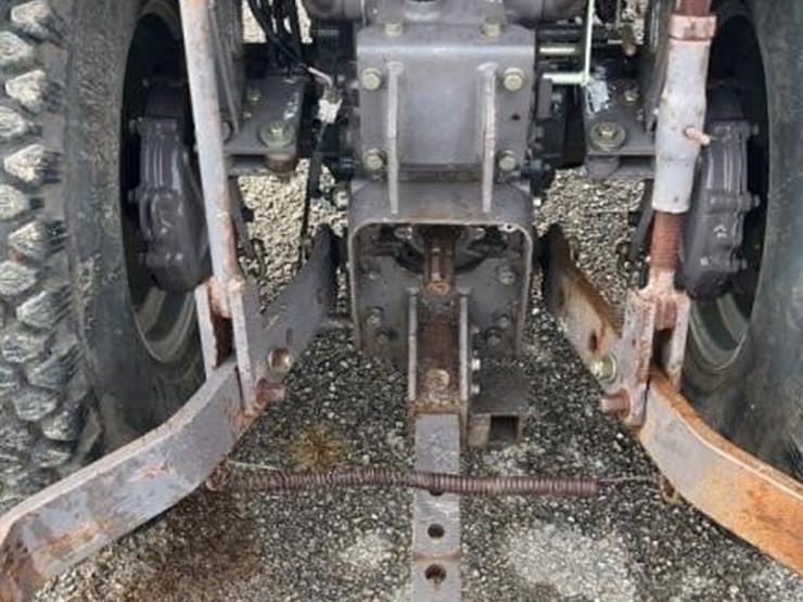 massey-ferguson-1220-image-5