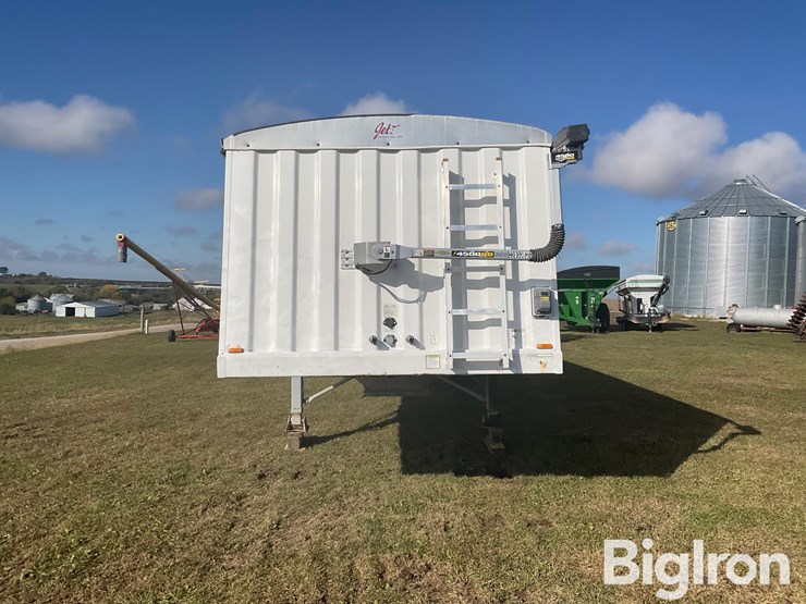 2005-jet-hopper-image-2