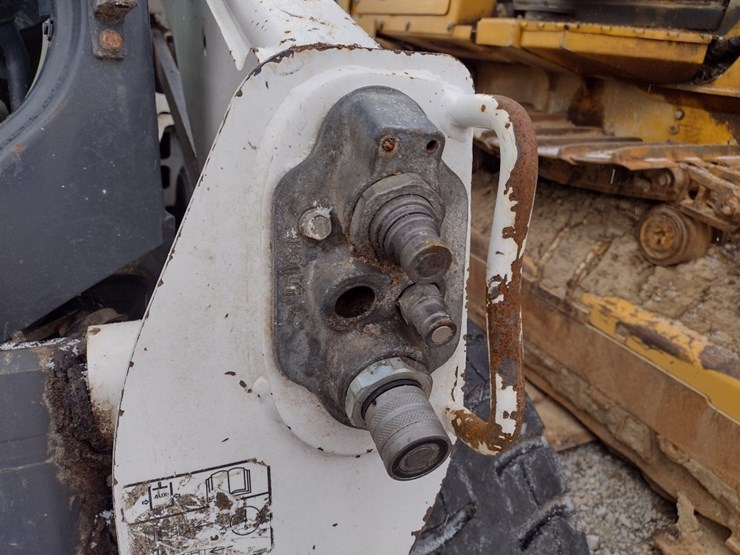 bobcat-s740-image-13