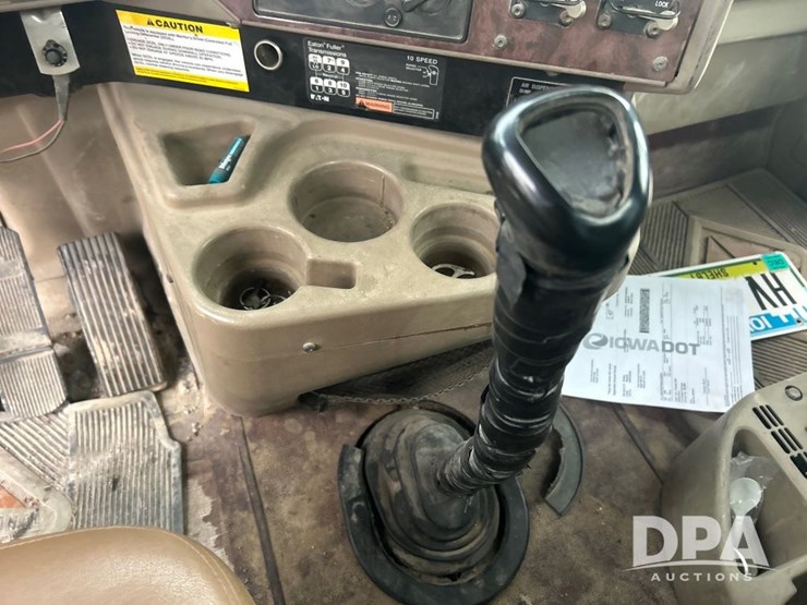 international-9900i-image-51