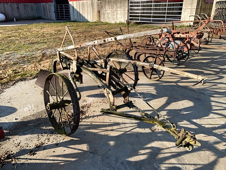 2-btm-trailer-plow-image-2