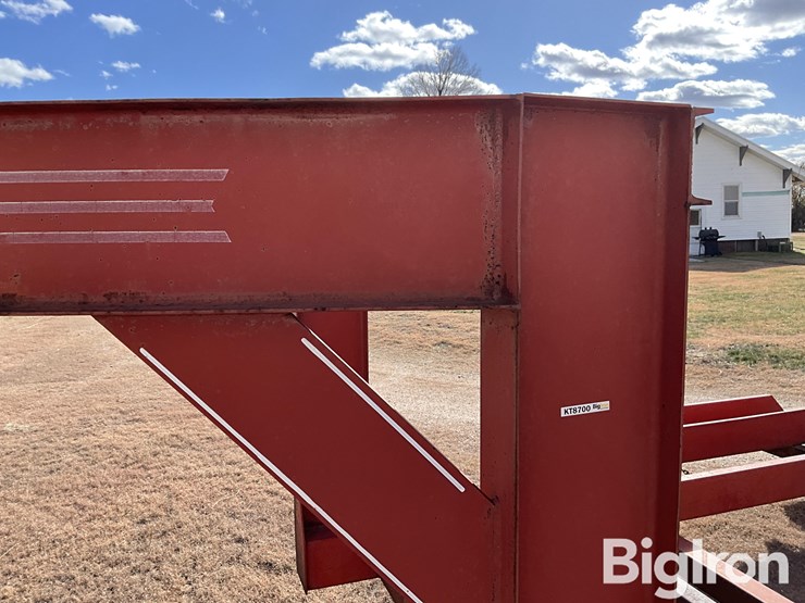 1993-donahue-t/a-swather-trailer-image-15