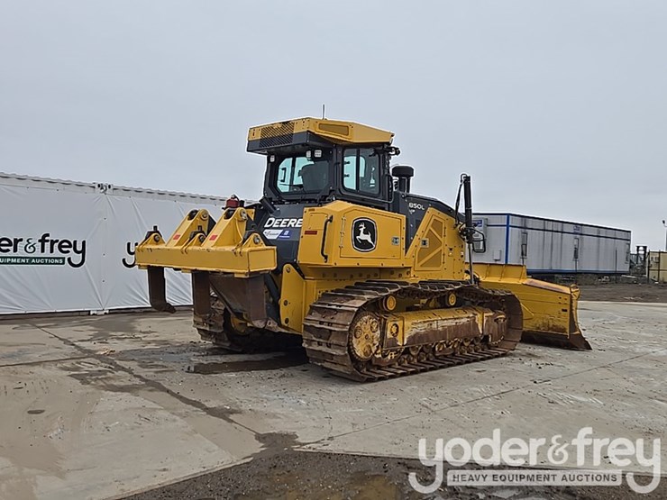 2019-deere-850l-lgp-image-5