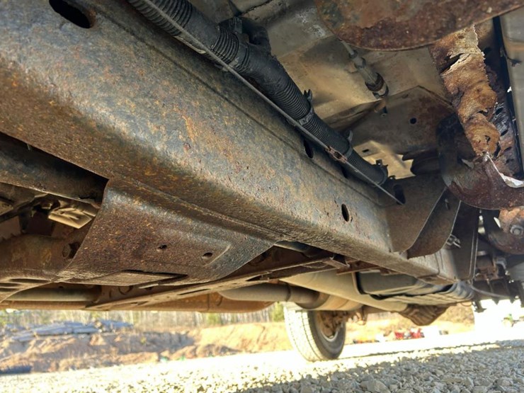 2015-chevrolet-silverado-2500hd-image-86