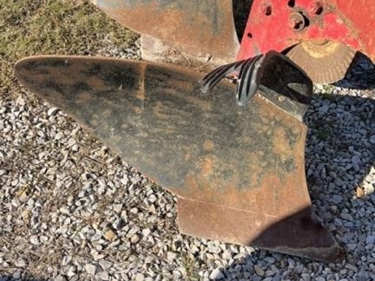 international-510-image-6