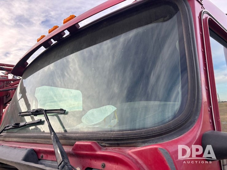 2014-kenworth-t660-image-46